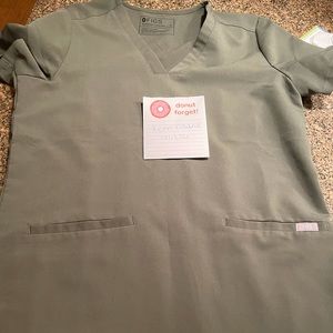 Moss green small casma